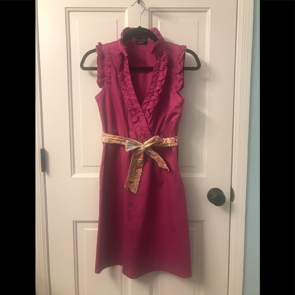 Sleeveless dress, size 4